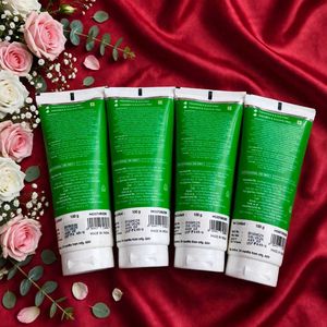 Pack of 4 The Derma Co. 5% Nia-Ceramide Daily Hydr