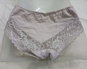 💛 Lace Trim Briefs