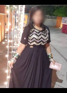 Black gown  functions for best without duptta