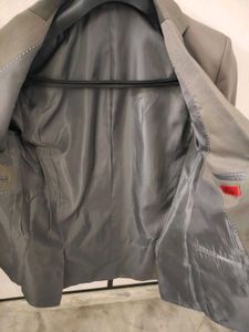 Men's Formal Blazer - Modern Style