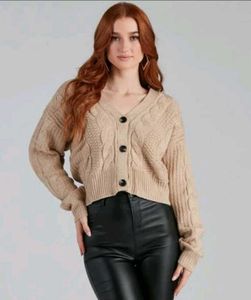 Cable Knit Cropped Cardigan