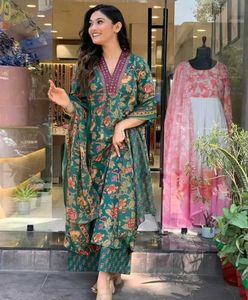Elegant Floral Print Kurta Set size- Midium
