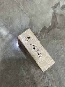 Seven Seas Blur it. Compact Powder