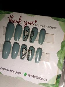 Butterfly Press-On Nails