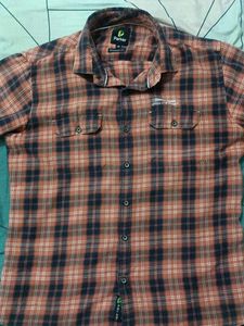 Men's Plaid Button-Down Shirt