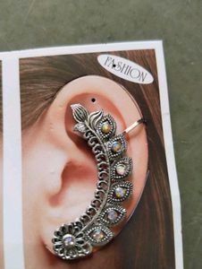 2 pair Oxidized Leaf Design Ear Cuff