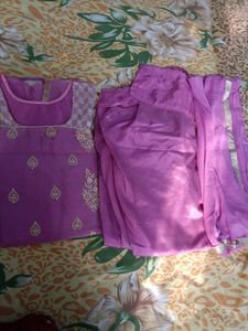 Onion Pink Kurta Set With Dupatta