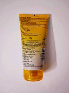 Everyuth Lemon And Cherry Face Wash 150g Pack Of 2