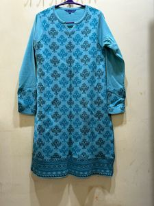 Avaasa Turquoise Blue Knitted Kurta Size L