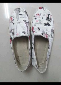 2 pairs