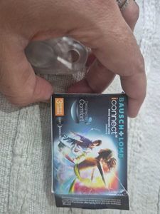 1pair of Bausch + Lomb iConnect Contact Lenses
