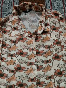 Chic Floral Print Button-Up Shirt