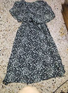 Chic Black &amp; White Floral Dress