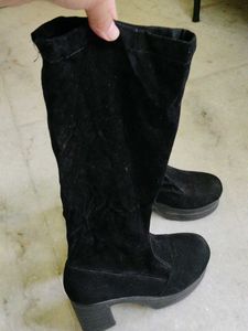 Black Chunky Platform Boots