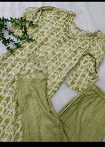 Green Printed Kurta with Pants Set