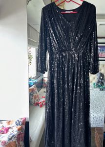 Elegant Black Sequin Midi Dress