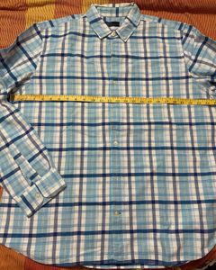 GAP Men's Blue Plaid Button-Up Shirt