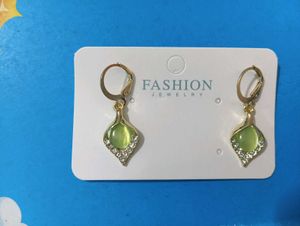 This sawan bought these droplet earrings fast