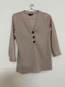 Cream- beige ribbed top