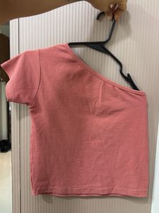 Chic One-Shoulder Ribbed Top