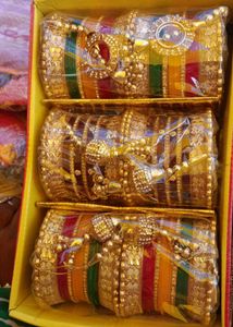 Karwa चौथ Special Chuda Set Pack Of 1