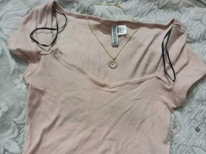 H&amp;M sweetheart neckline top