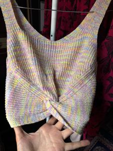 Pastel knit cropped top