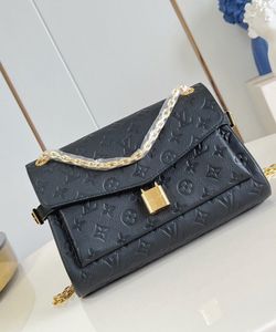 Louis Vuitton Monogram Shoulder Bag