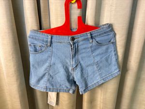Light color Denim Shorts