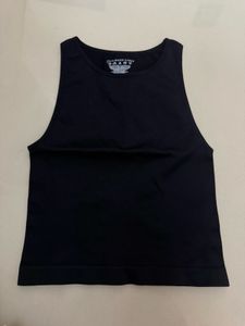 Black Sleeveless Cropped Tank Top