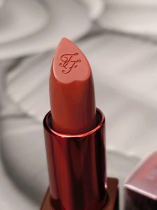 Too Faced Cocoa Bold Lipstick 😍❤️