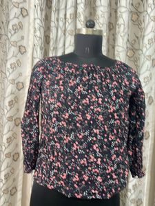 Floral Print Long Sleeve Top