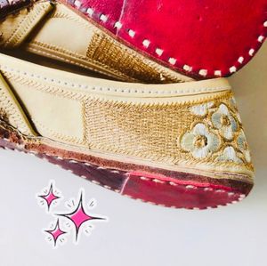 💫💫💫Stunning Gold Juttis 💫💫💫