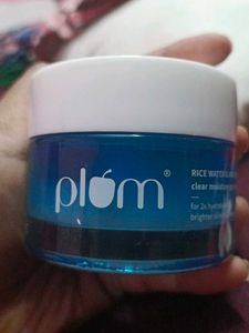 Plum Rice Water Niacinamide Gel Cream