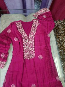 Beautiful Embroidered Kurta Set