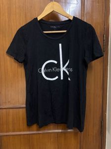 Calvin Klein Jeans Women’s Tshirt