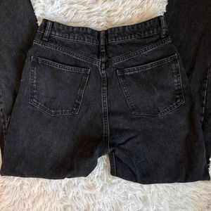 Black High-Waisted Straight Leg Jeans