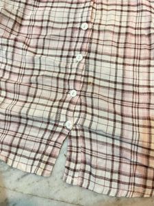Cute Plaid Button-Up Shirt