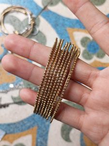 Set of 8 Golden Beaded Bangles