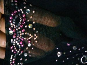Formal Top Stones And Lace Design .