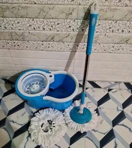 💥Mop With 2 Refills Brand New Unused