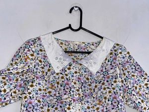 Floral Print Top with Peter Pan Collar