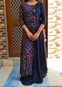 Stylish Navy Blue &amp; Red Kurta
