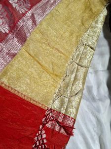 Elegant Gold &amp; Red Brocade Saree