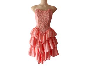 🌸 Elegant Strapless Ruffle Dress 🌸