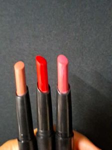 Set of 10 Lipsticks from Baked Beaut