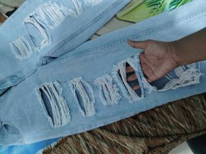 Light Wash Ripped Wide Leg Jeans