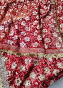 Mata Rani Embroidered Golden Lace Chunri