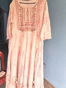 Beautiful Embroidered Kurta Set