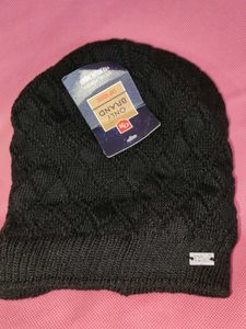 Black Knit Beanie